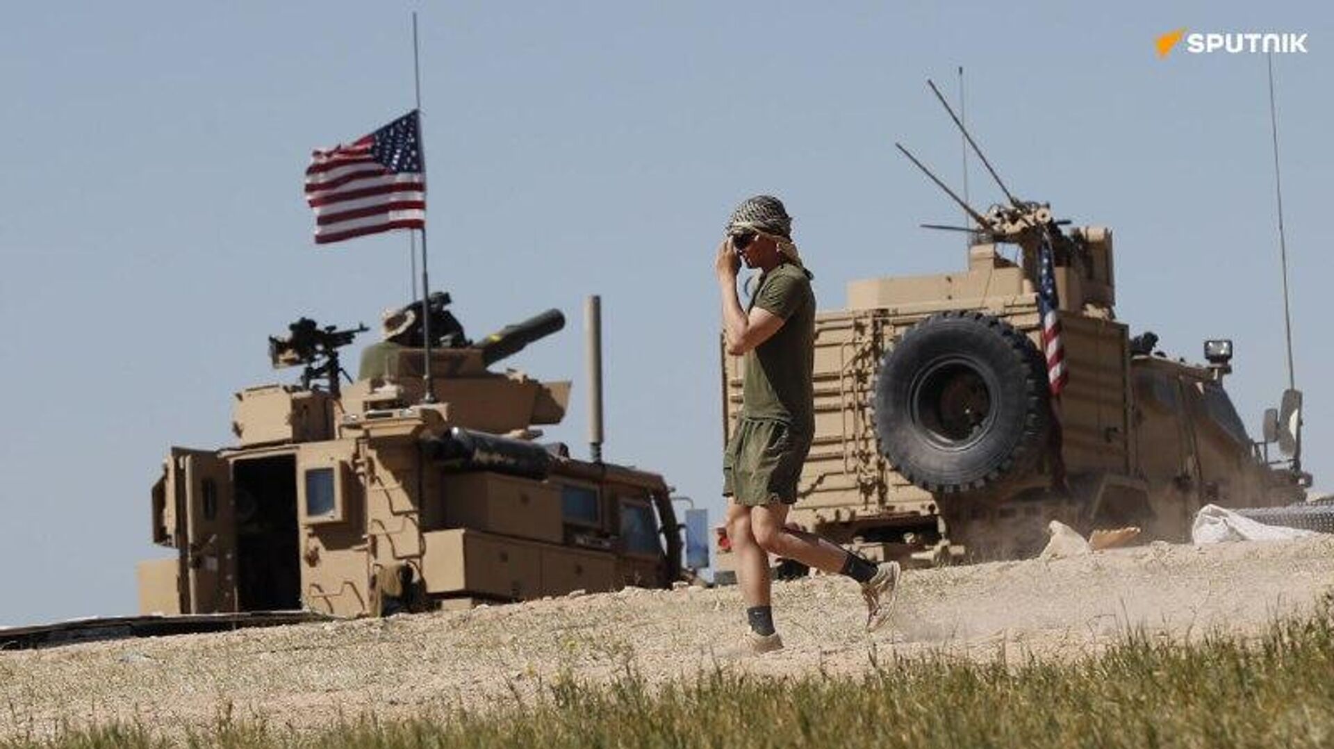 Les États-Unis cherchent une occasion d'établir une base militaire alternative au Nigeria, dit un ancien chef d'état-major de l'armée nigériane Les États-Unis cherchent une occasion d'établir une base militaire alternative au Nigeria, dit un ancien chef d'état-major de l'armée nigériane - Sputnik Afrique, 1920, 05.11.2025