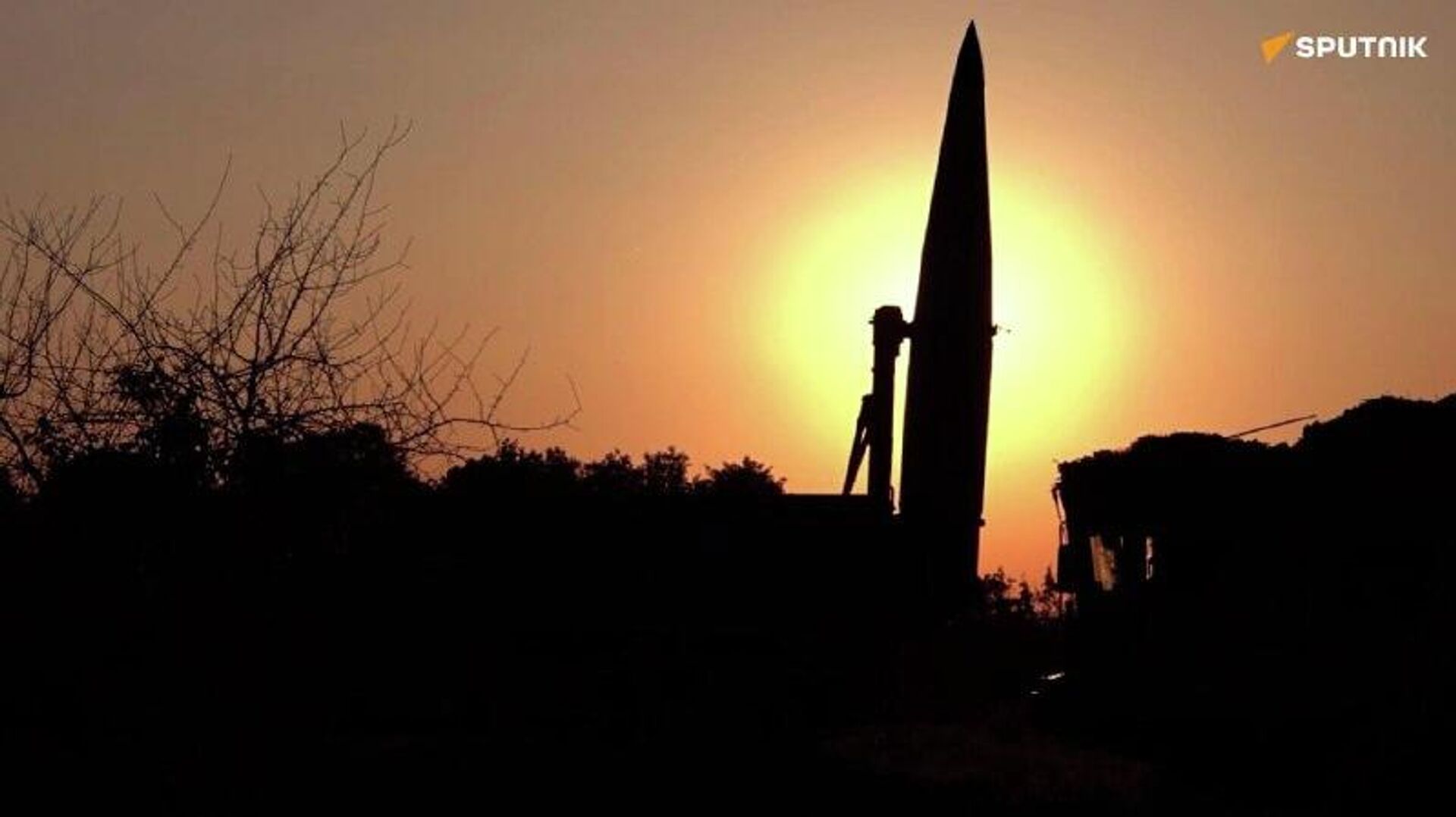 Essais nucléaires: Moscou n'entend plus se contenter d'observer Washington, selon un géopolitologue iranien Essais nucléaires: Moscou n'entend plus se contenter d'observer Washington, selon un géopolitologue iranien - Sputnik Afrique, 1920, 05.11.2025