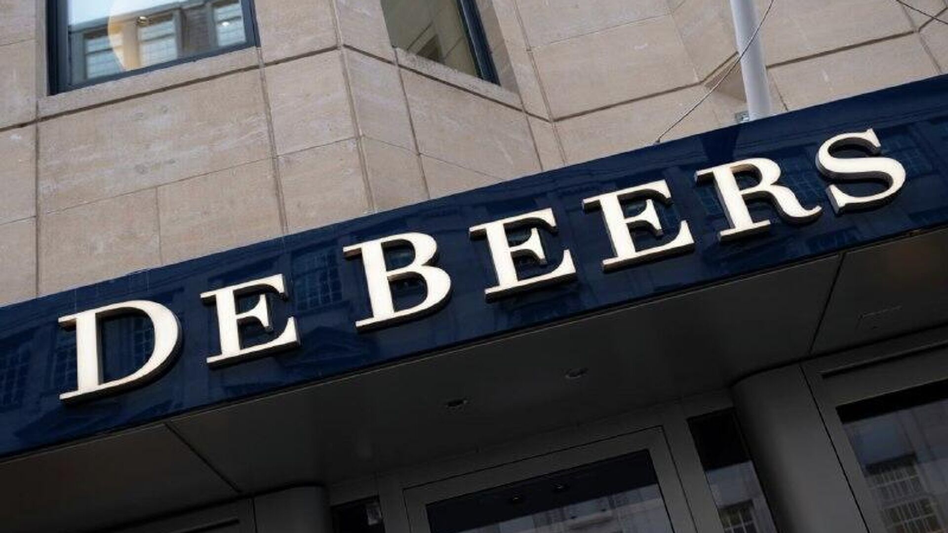 Botswanan & Angolan Mining Ministers Meet to Discuss Diamond Sector Cooperation, Aiming to Control De Beers Botswanan & Angolan Mining Ministers Meet to Discuss Diamond Sector Cooperation, Aiming to Control De Beers - Sputnik Africa, 1920, 07.11.2025