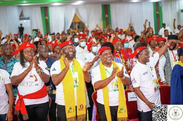 Nous luttons pour l’Afrique et pour la dignité de l’Homme noir - le capitaine Traoré aux Afrodescendants - Sputnik Afrique