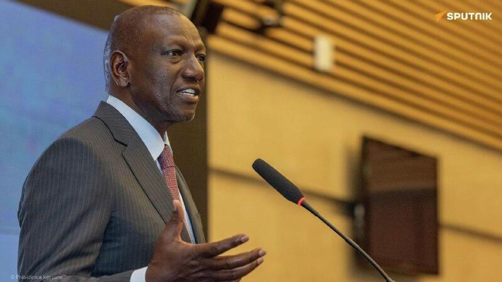 William Ruto demande à Zelensky d'aider les Kényans recrutés illégalement pour combattre en Ukraine William Ruto demande à Zelensky d'aider les Kényans recrutés illégalement pour combattre en Ukraine - Sputnik Afrique, 1920, 08.11.2025