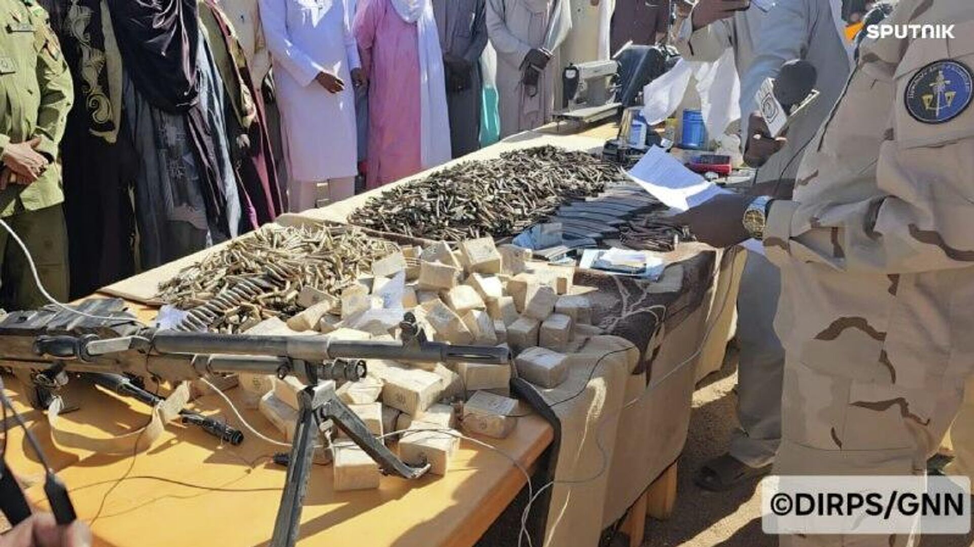 Au Niger, un double coup de filet de la Garde nationale contre les trafics d’armes et de drogue Au Niger, un double coup de filet de la Garde nationale contre les trafics d’armes et de drogue - Sputnik Afrique, 1920, 08.11.2025