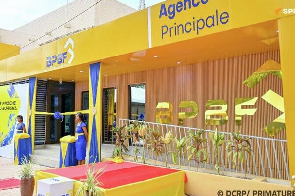 La deuxième ville la plus peuplée du Burkina Faso inaugure trois infrastructures stratégiques La deuxième ville la plus peuplée du Burkina Faso inaugure trois infrastructures stratégiques - Sputnik Afrique