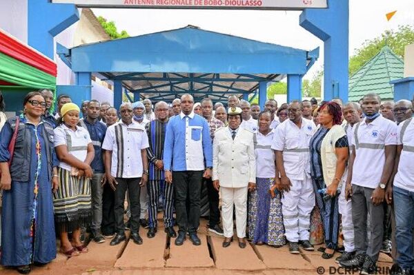 La deuxième ville la plus peuplée du Burkina Faso inaugure trois infrastructures stratégiques La deuxième ville la plus peuplée du Burkina Faso inaugure trois infrastructures stratégiques - Sputnik Afrique