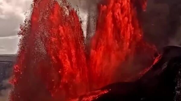 #viral |Earth on Fire: Awe-Inspiring Eruption of Kīlauea Volcano in Hawaii - Sputnik Africa