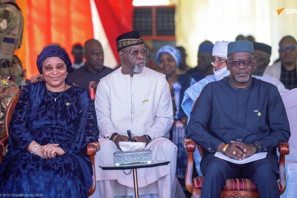 Au Mali, Assimi Goïta lance le Projet présidentiel d'urgence hospitalière Au Mali, Assimi Goïta lance le Projet présidentiel d'urgence hospitalière - Sputnik Afrique