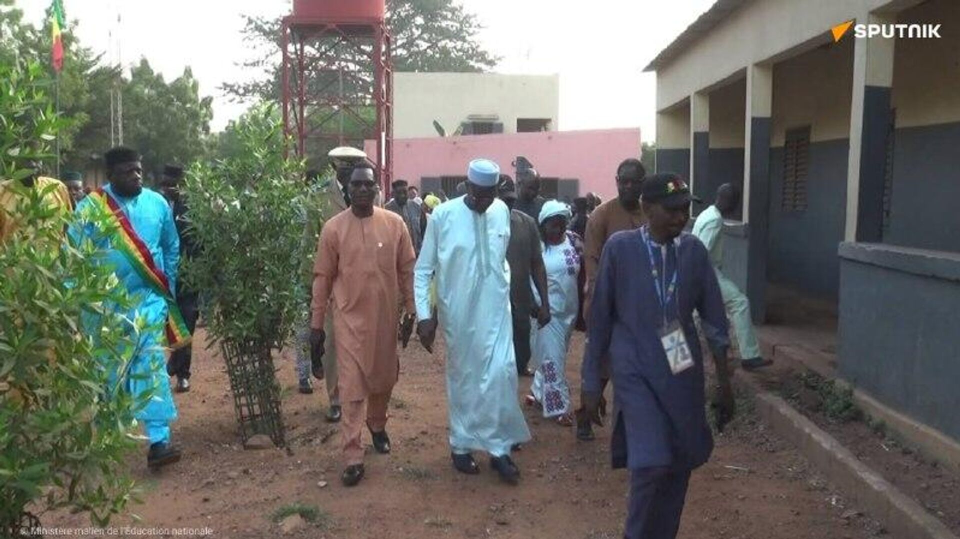 Crise du carburant au Mali: les cours reprennent après 2 semaines de suspension Crise du carburant au Mali: les cours reprennent après 2 semaines de suspension - Sputnik Afrique, 1920, 11.11.2025