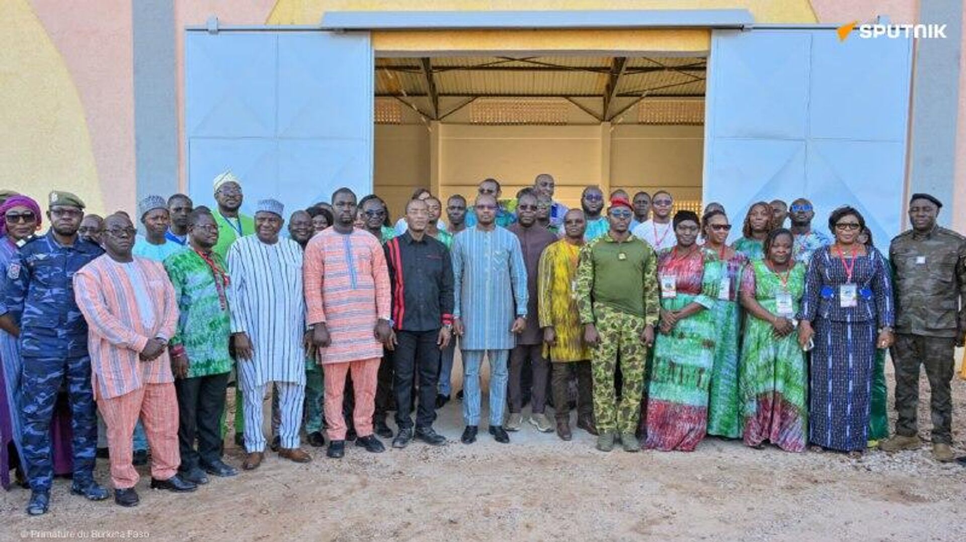 Hub commercial stratégique du Sahel: de nouvelles infrastructures ouvertes au port sec de Bobo-Dioulasso au Burkina Faso Hub commercial stratégique du Sahel: de nouvelles infrastructures ouvertes au port sec de Bobo-Dioulasso au Burkina Faso - Sputnik Afrique, 1920, 11.11.2025