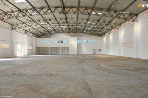 Hub commercial stratégique du Sahel: de nouvelles infrastructures ouvertes au port sec de Bobo-Dioulasso au Burkina Faso Hub commercial stratégique du Sahel: de nouvelles infrastructures ouvertes au port sec de Bobo-Dioulasso au Burkina Faso - Sputnik Afrique