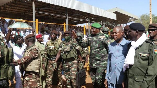 Tiani accuse la France d'instrumentaliser des Nigériens pour déstabiliser le pays - Sputnik Afrique