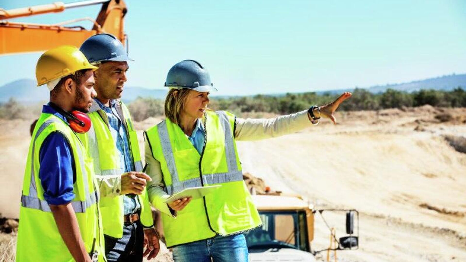 South Africa’s Jobless Rate Falls as Construction Leads the Way With 130,000 New Jobs: Gov't - Sputnik Africa, 1920, 11.11.2025