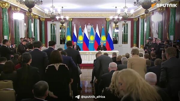 Russian and Kazakh Presidents Adopt Declaration on Strategic Partnership - Sputnik Africa