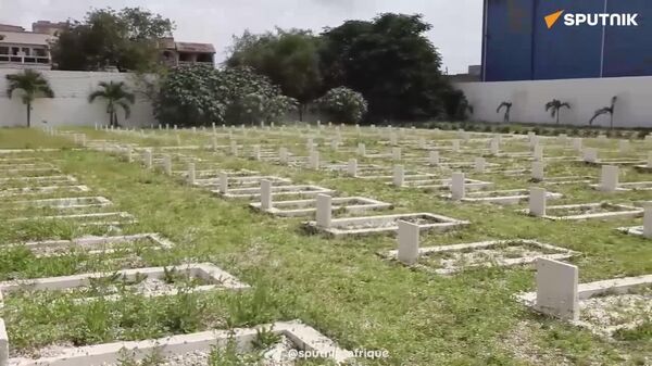 Sept corps exhumés des fosses communes à Dakar contredisent la version française du massacre de 1944 Sept corps exhumés des fosses communes à Dakar contredisent la version française du massacre de 1944 - Sputnik Afrique