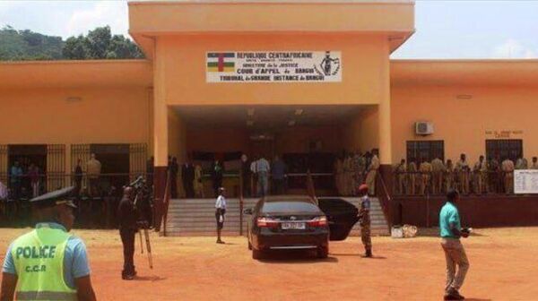 L'Occident voit les États africains comme des sujets qui doivent être surveillés: un analyste sur les réactions à la condamnation d'un Belgo-Portugais en RCA - Sputnik Afrique