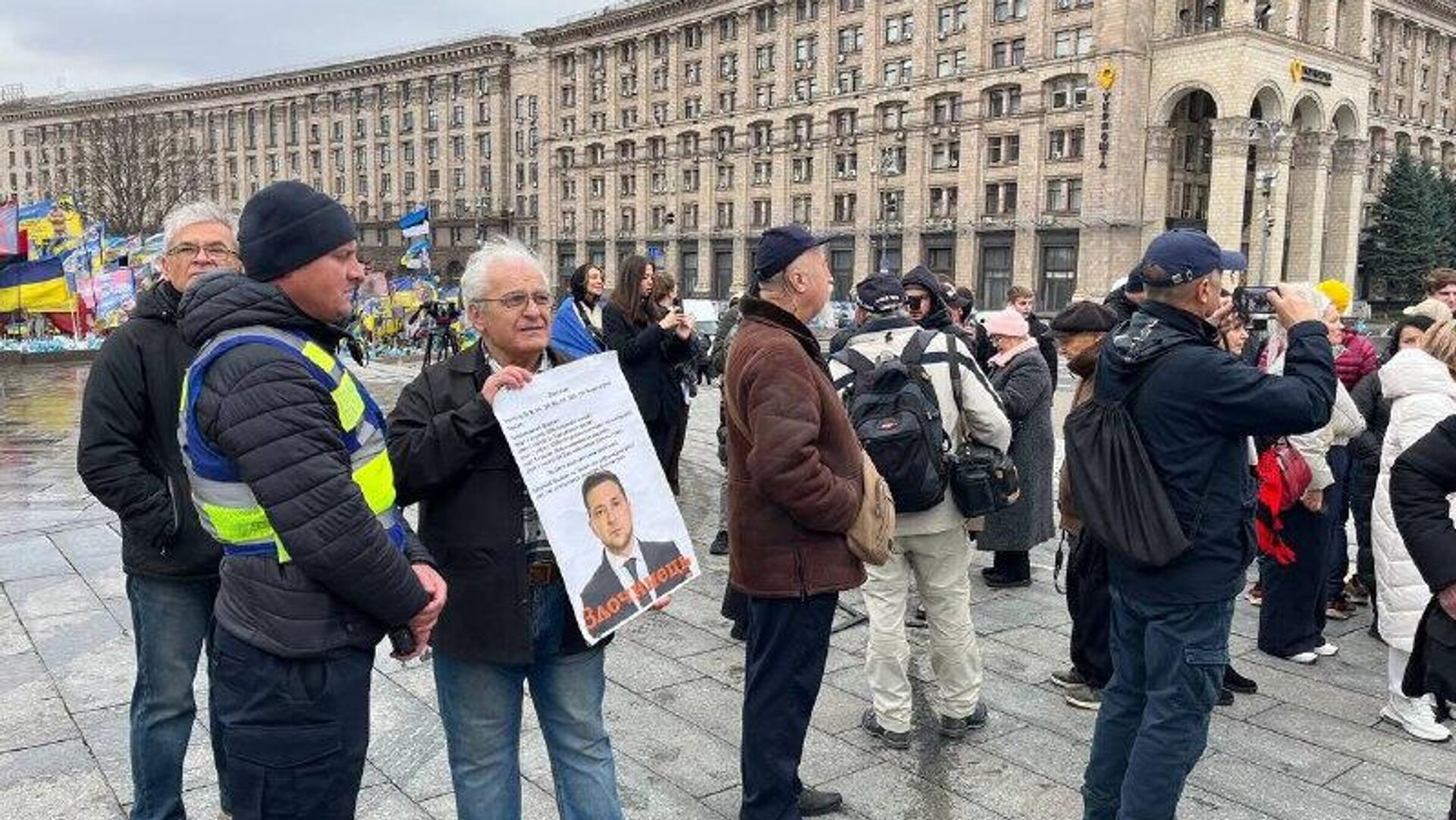 Ukrainians protest against Zelensky & corruption Ukrainians protest against Zelensky & corruption - Sputnik Africa, 1920, 15.11.2025
