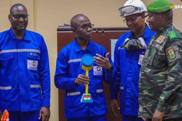 Le Président Tiani engage l’État pour un uranium 100% nigérien Le Président Tiani engage l’État pour un uranium 100% nigérien - Sputnik Afrique