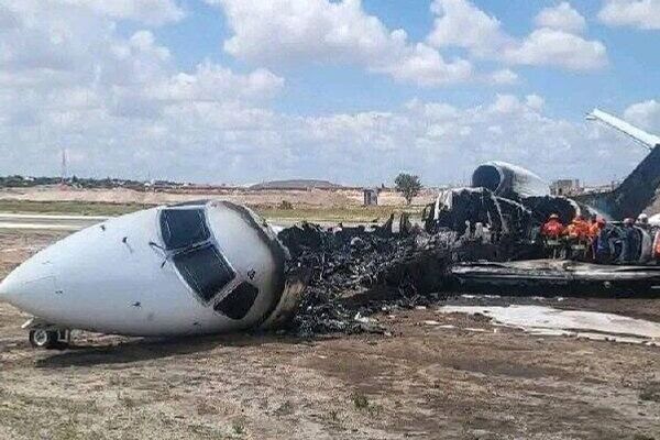 DRC: Plane Carrying Minister of Mines Catches Fire During Landing DRC: Plane Carrying Minister of Mines Catches Fire During Landing - Sputnik Africa