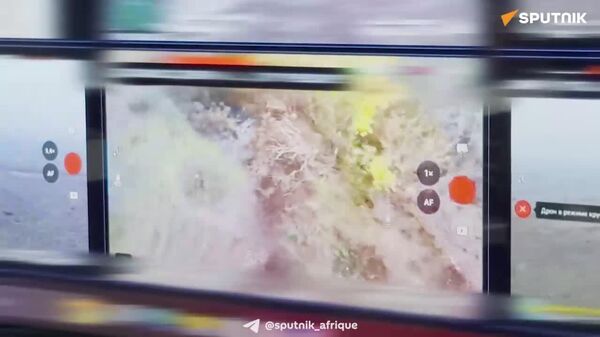 ▶ À l'intérieur d'un poste de commandement russe dans la zone de l'opération militaire spéciale - Sputnik Afrique