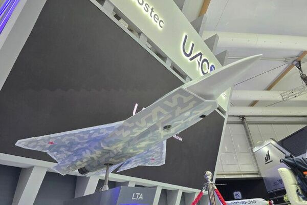 Le chasseur léger russe de 5e génération Su-75 Checkmate effectuera son 1er vol début 2026 - Sputnik Afrique