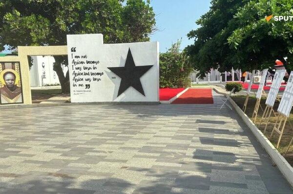 80ᵉ anniversaire du 5ᵉ Congrès Panafricain au Ghana: Qu'il nous rappelle que le combat continue, dit le Président Mahama 80ᵉ anniversaire du 5ᵉ Congrès Panafricain au Ghana: Qu'il nous rappelle que le combat continue, dit le Président Mahama - Sputnik Afrique
