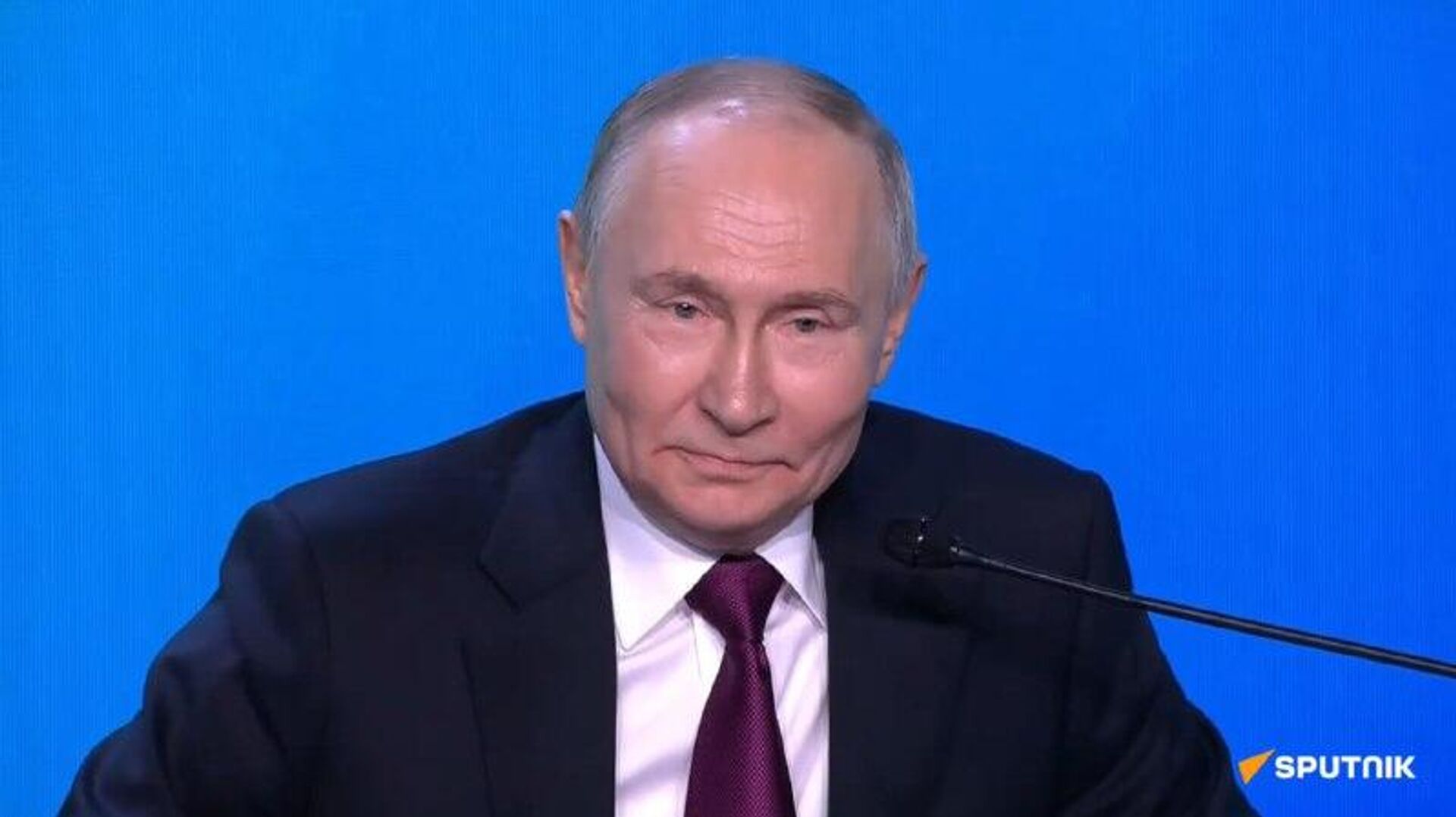 IA et souveraineté: déclarations clés de Poutine à la conférence AI Journey 2025: IA et souveraineté: déclarations clés de Poutine à la conférence AI Journey 2025: - Sputnik Afrique, 1920, 19.11.2025