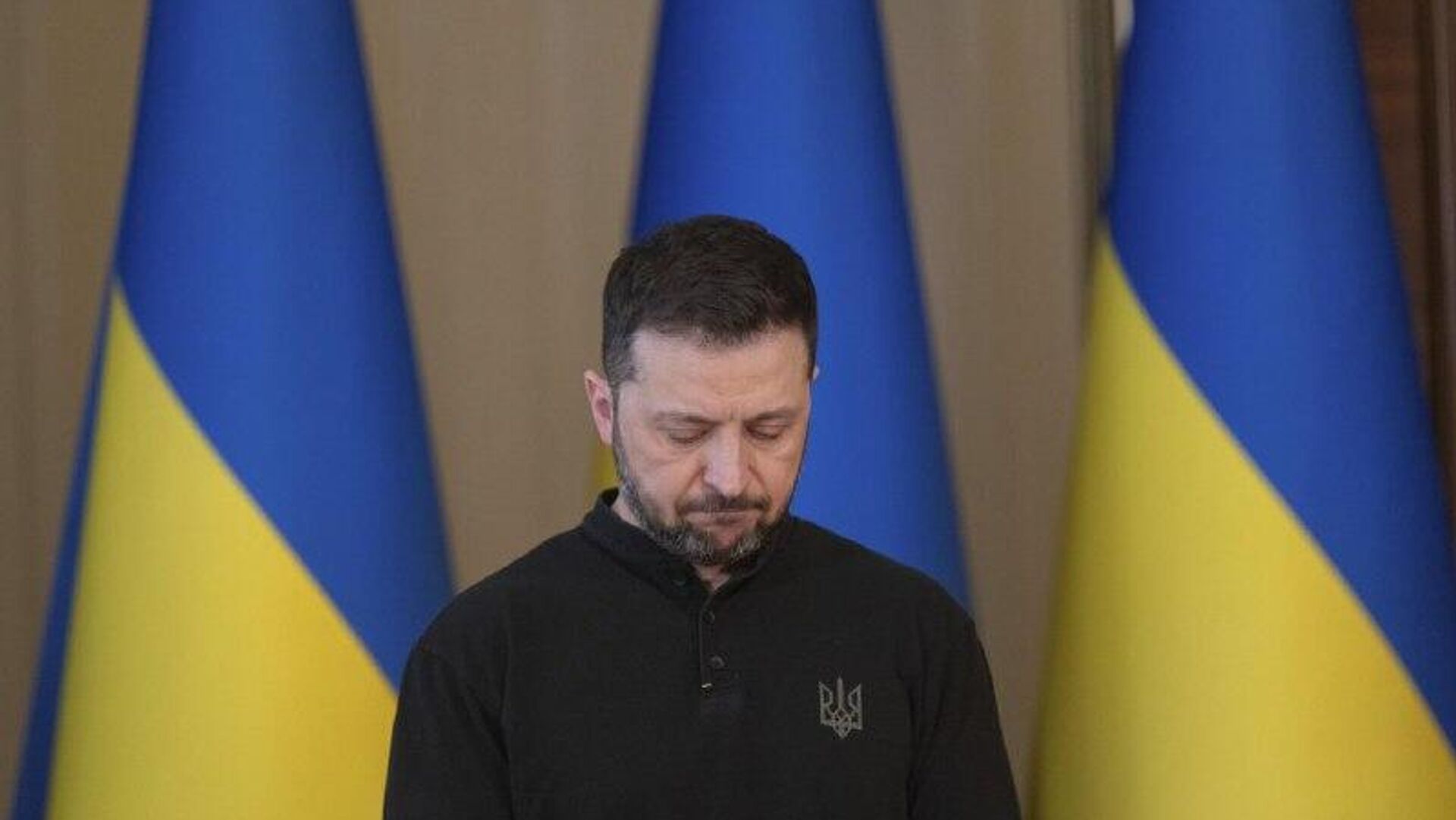 Scandale de corruption en Ukraine: une fin difficile attend Zelensky, selon un analyste syrien Scandale de corruption en Ukraine: une fin difficile attend Zelensky, selon un analyste syrien - Sputnik Afrique, 1920, 19.11.2025