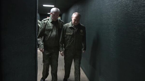 Ukrainian military personnel must be given the opportunity to lay down their arms and surrender: Putin - Sputnik Africa