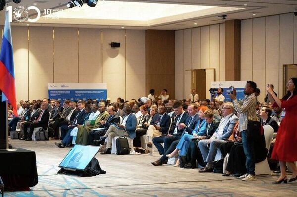 L'Éthiopie accueille une conférence sur la souveraineté alimentaire avec le soutien de la Russie L'Éthiopie accueille une conférence sur la souveraineté alimentaire avec le soutien de la Russie - Sputnik Afrique