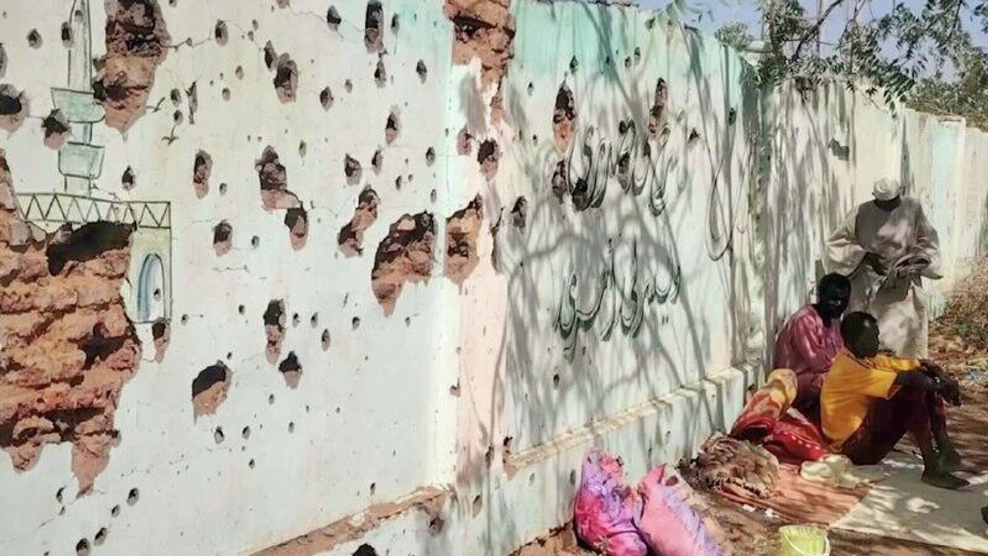 Massacres au Soudan: plus de 500 civils tués en un mois dans les villes de Bara et de Babnousa, selon un médecin Massacres au Soudan: plus de 500 civils tués en un mois dans les villes de Bara et de Babnousa, selon un médecin - Sputnik Afrique, 1920, 21.11.2025