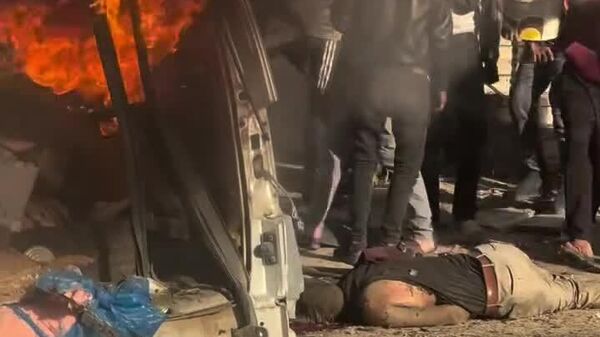 Israeli Aircraft Strikes Vehicle in Gaza, Causing at Least Five Deaths, According to Local Media - Sputnik Africa