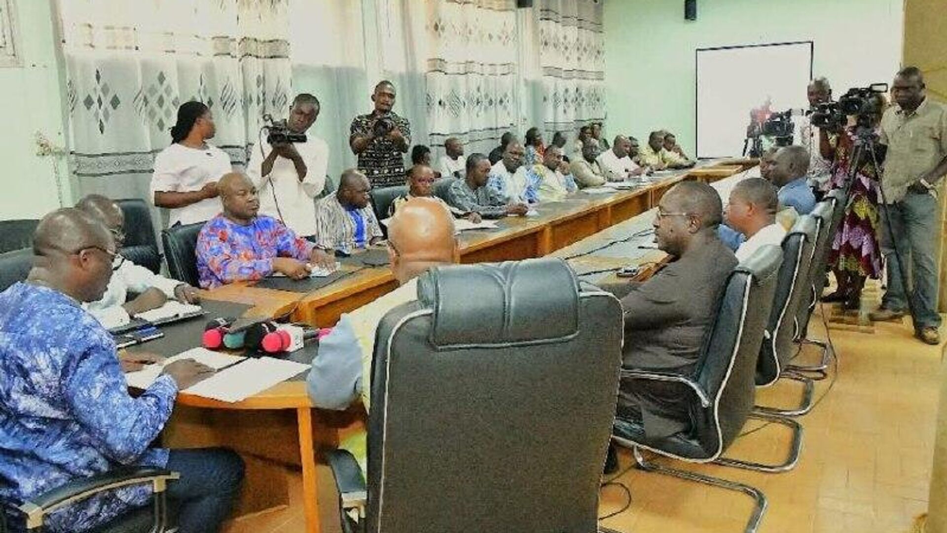 Au Burkina, le Régime d'assurance maladie universelle entrera en vigueur le 1er février 2026 Au Burkina, le Régime d'assurance maladie universelle entrera en vigueur le 1er février 2026 - Sputnik Afrique, 1920, 22.11.2025