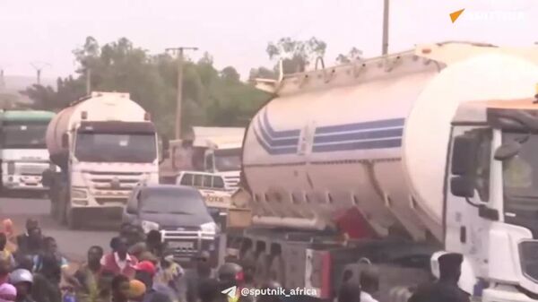 Solidarity in Action: 1,400 km Traveled for Mali - Sputnik Africa