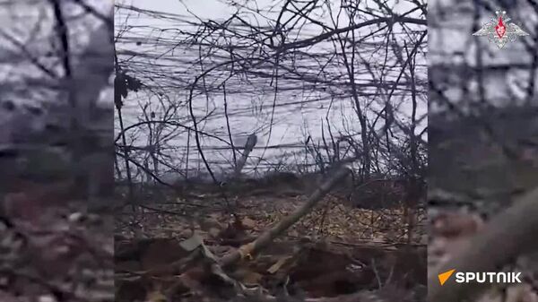 ▶ Frappes précises de l'artillerie russe dans la zone de l'opération militaire spéciale - Sputnik Afrique