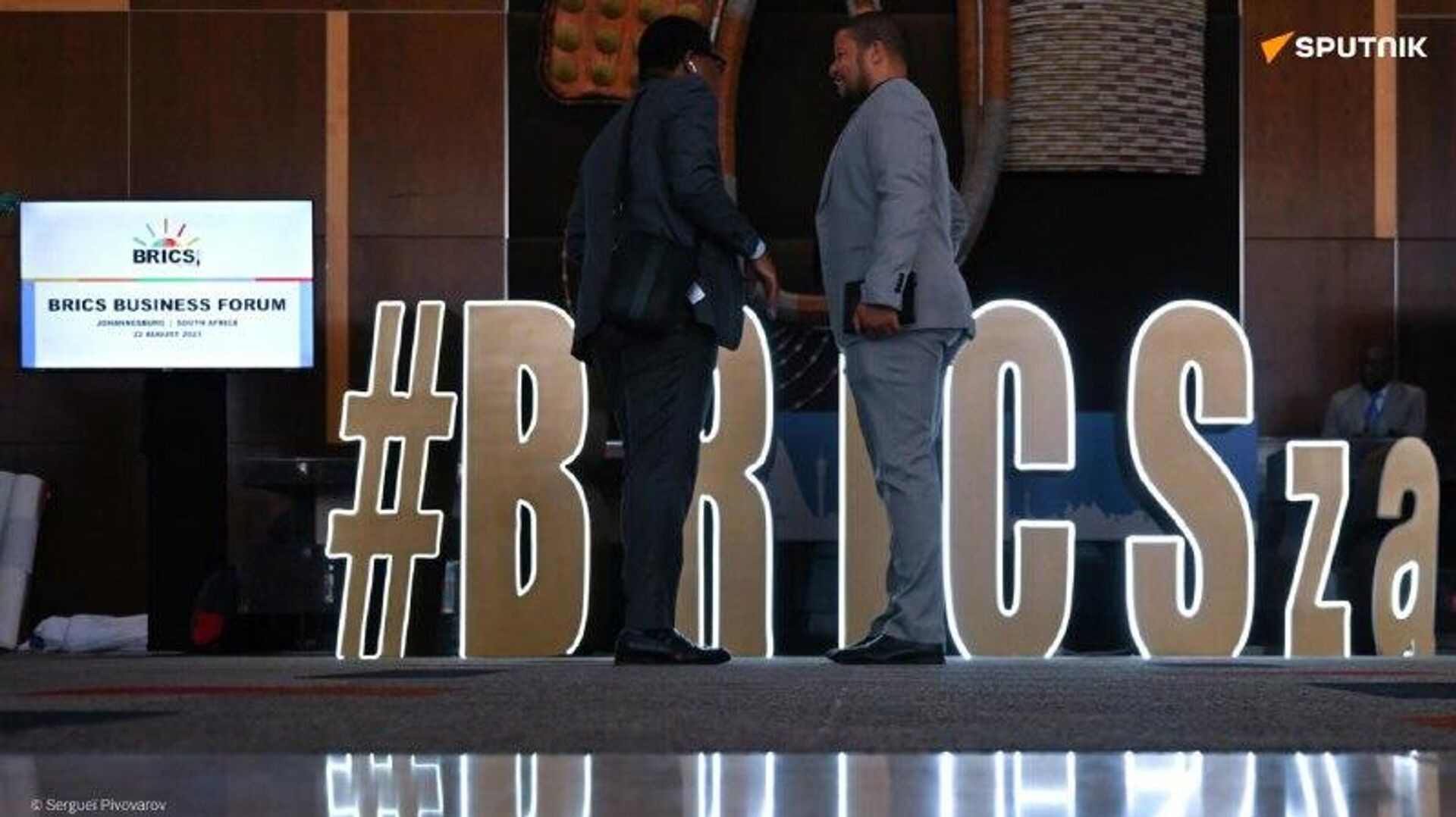 La France ne serait pas la bienvenue au sein des BRICS, estime Lavrov La France ne serait pas la bienvenue au sein des BRICS, estime Lavrov - Sputnik Afrique, 1920, 25.11.2025