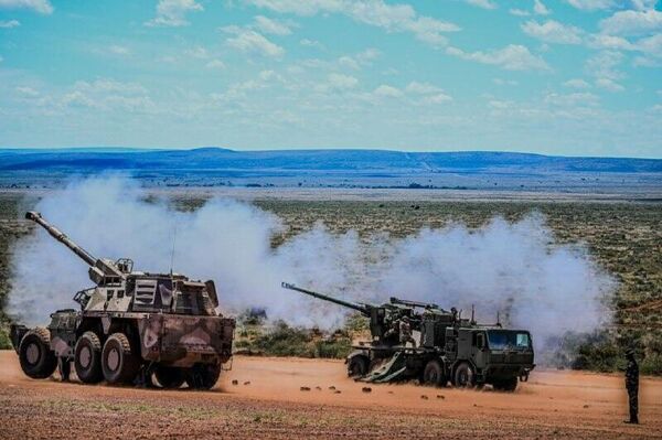 South African National Defense Force Develops Future Leaders Through Major Combat Exercise VUKUHLOME South African National Defense Force Develops Future Leaders Through Major Combat Exercise VUKUHLOME - Sputnik Africa