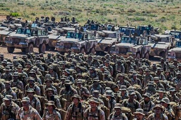 South African National Defense Force Develops Future Leaders Through Major Combat Exercise VUKUHLOME South African National Defense Force Develops Future Leaders Through Major Combat Exercise VUKUHLOME - Sputnik Africa