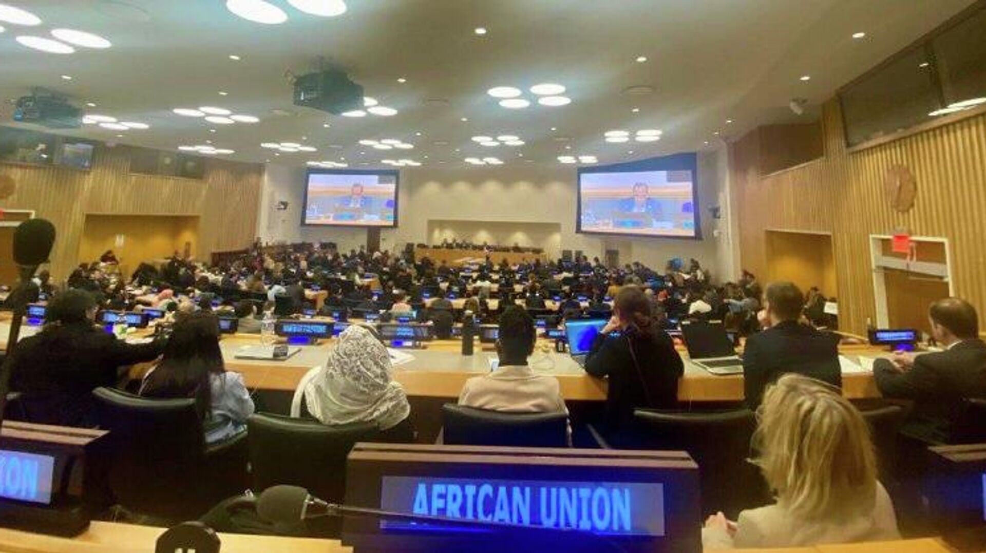 Crise en Guinée-Bissau: la Libye appelle l'Union africaine à agir Crise en Guinée-Bissau: la Libye appelle l'Union africaine à agir - Sputnik Afrique, 1920, 27.11.2025