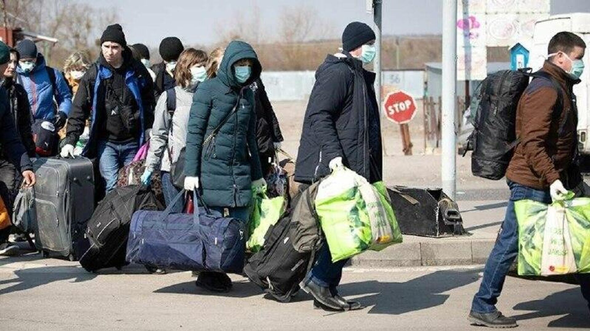 Ukraine hemorrhages young men: 121,000 have already fled country Ukraine hemorrhages young men: 121,000 have already fled country - Sputnik Africa, 1920, 29.11.2025