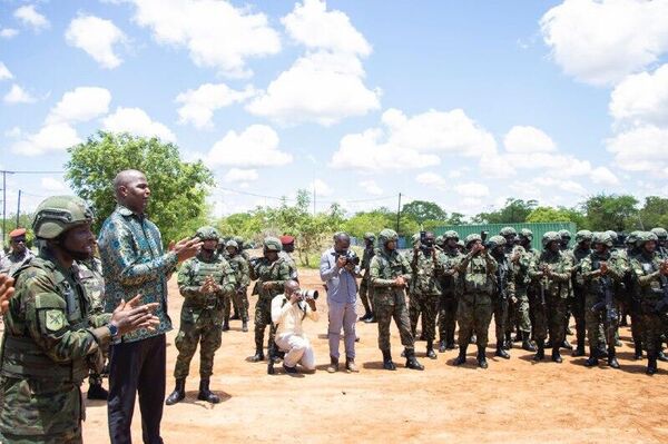 Mozambican President Praises 'Outstanding Work' of Rwandan Forces in Fight Against Terrorist Insurgency Mozambican President Praises 'Outstanding Work' of Rwandan Forces in Fight Against Terrorist Insurgency - Sputnik Africa
