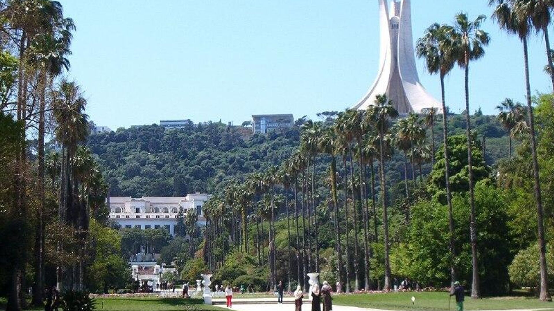 La Conférence internationale sur les crimes du colonialisme en Afrique débute en Algérie La Conférence internationale sur les crimes du colonialisme en Afrique débute en Algérie - Sputnik Afrique, 1920, 30.11.2025