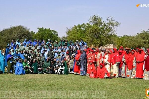 Le Président du Niger rend hommage aux épouses des Forces de défense et de sécurité Le Président du Niger rend hommage aux épouses des Forces de défense et de sécurité - Sputnik Afrique