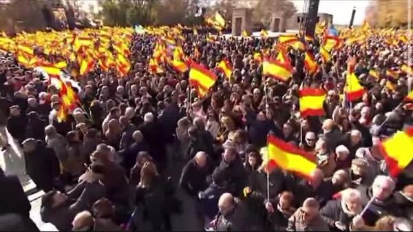 Tens of Thousands of Spaniards Protest Against 'Corrupt' PM Sanchez Government, Demand Early Vote - Sputnik Africa