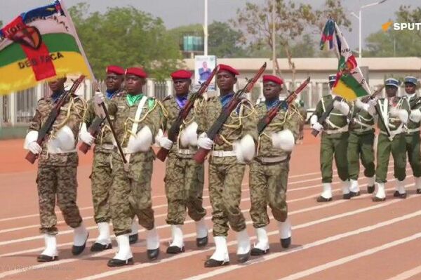 Jour de mémoire et de fierté: la RCA célèbre la naissance de la République Jour de mémoire et de fierté: la RCA célèbre la naissance de la République - Sputnik Afrique