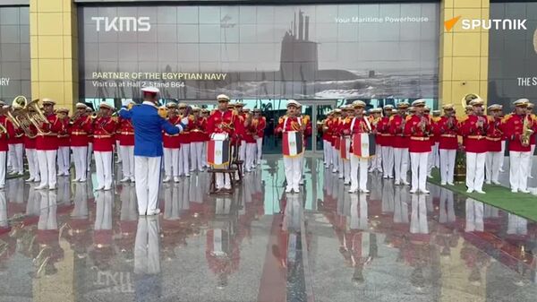 ▶ L'orchestre de l'armée égyptienne performe à l'ouverture du salon EDEX 2025 - Sputnik Afrique