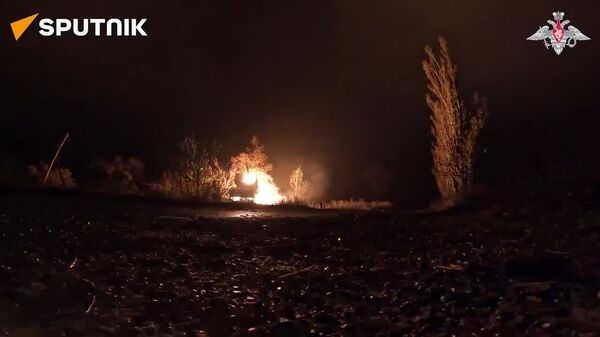Solntsepyok rains down: Russian flamethrower obliterates Ukrainian strongholds - Sputnik Africa