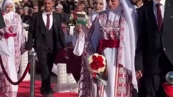 #viral | Love Rises From Rubble: Over 50 Couples Unite in Gaza’s Mass Wedding - Sputnik Africa