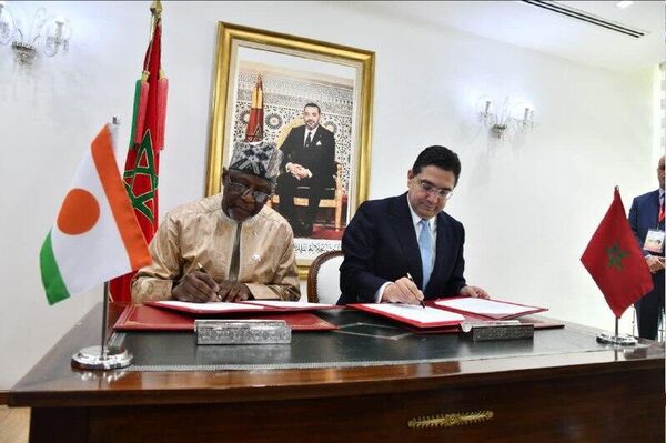 Le Niger et le Maroc signent un accord portant sur la formation diplomatique Le Niger et le Maroc signent un accord portant sur la formation diplomatique - Sputnik Afrique