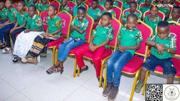 Ibrahim Traoré reçoit les pupilles de la Nation - Sputnik Afrique