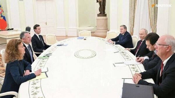 Le conflit ukrainien devrait bien se terminer par une négociation entre Moscou et Washington - analyste - Sputnik Afrique