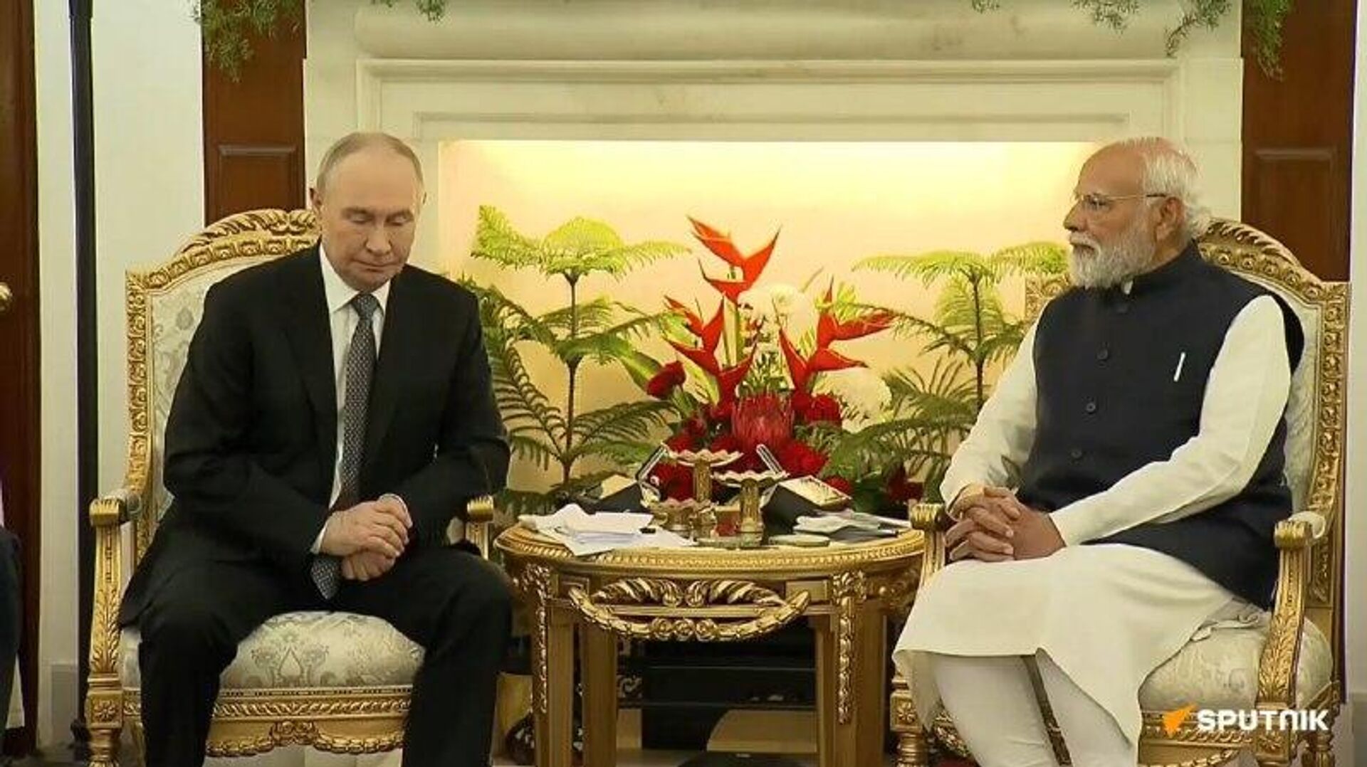 Putin Thanks Modi for His Efforts to Resolve Ukrainian Crisis Putin Thanks Modi for His Efforts to Resolve Ukrainian Crisis - Sputnik Afrique, 1920, 05.12.2025